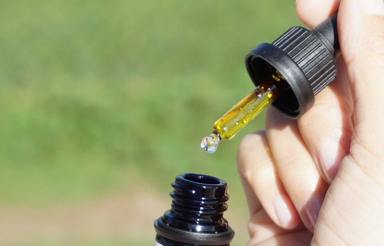 Una alerta europea por gominolas con THC y CBD reabre el debate del control en España