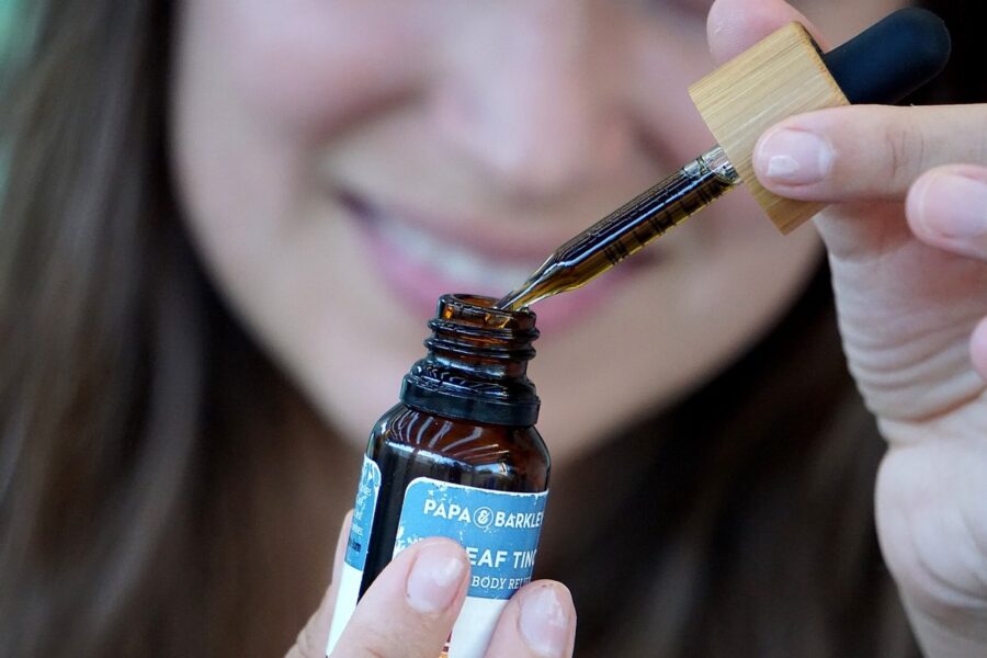 La Comisión Europea vuelve a cerrar solicitudes de CBD como nuevo alimento
