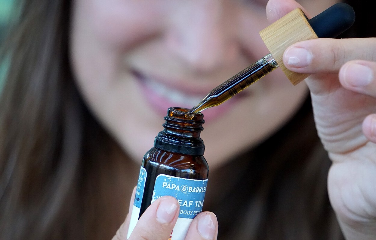 La Comisión Europea vuelve a cerrar solicitudes de CBD como nuevo alimento