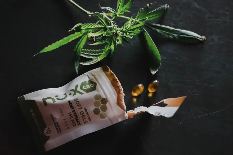 Las Cortes piden aclarar el CBD alimentario sin confundirlo con cannabis adulto