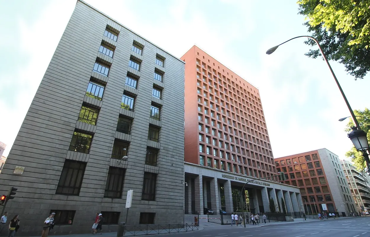 Sede del Ministerio de Sanidad en el Paseo del Prado de Madrid